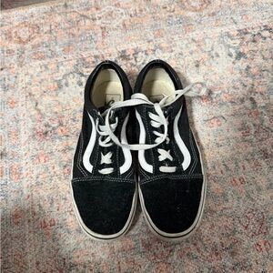 Vans Shoes Back and White